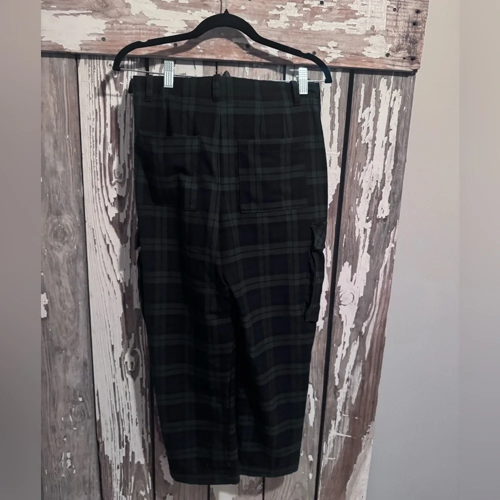 Free People Plaid Cropped Pants Green Size 4